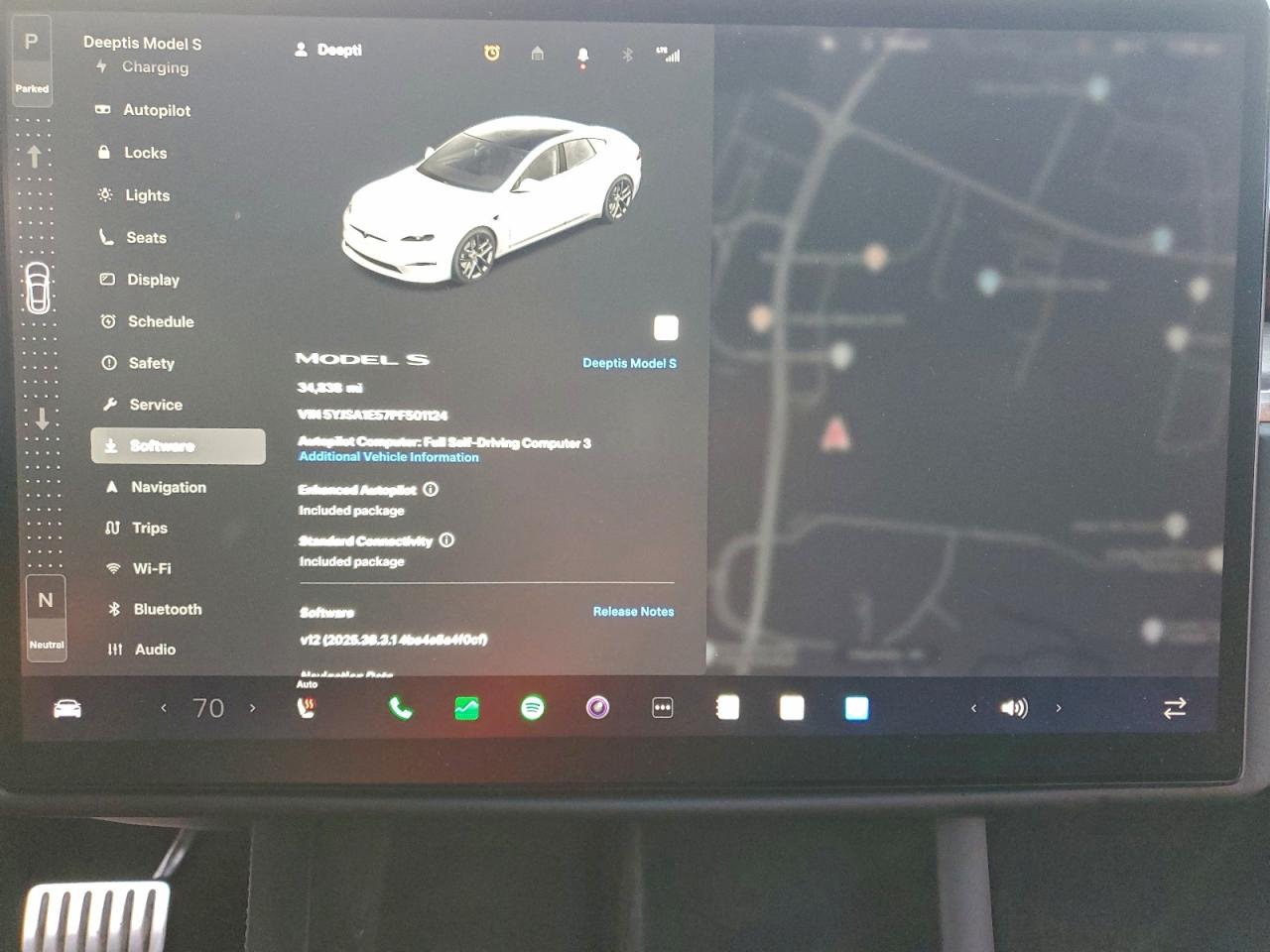 Tesla Model S Image 8