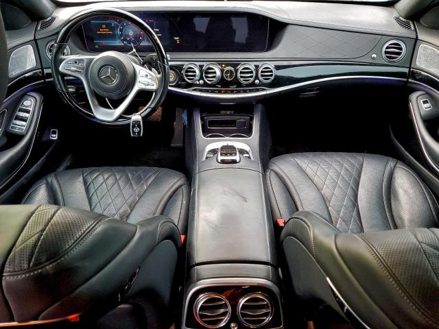 Mercedes-Benz S-Class 560 Image 11