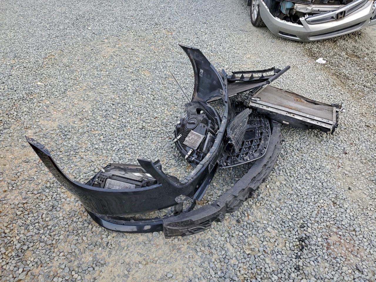 Mercedes-Benz S-Class 560 Image 13