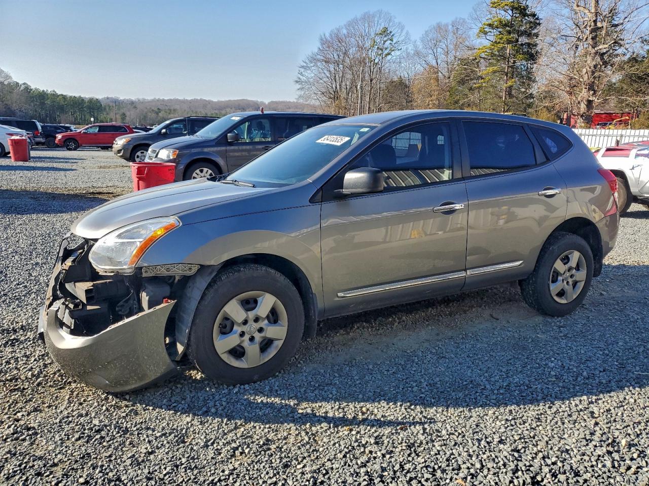 Nissan Rogue S Image 1