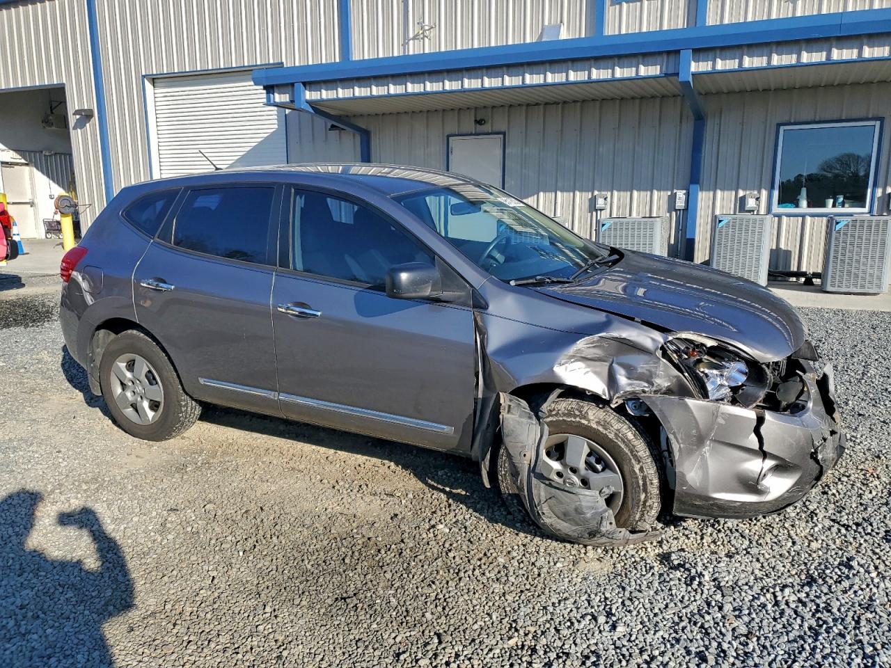 Nissan Rogue S Image 9