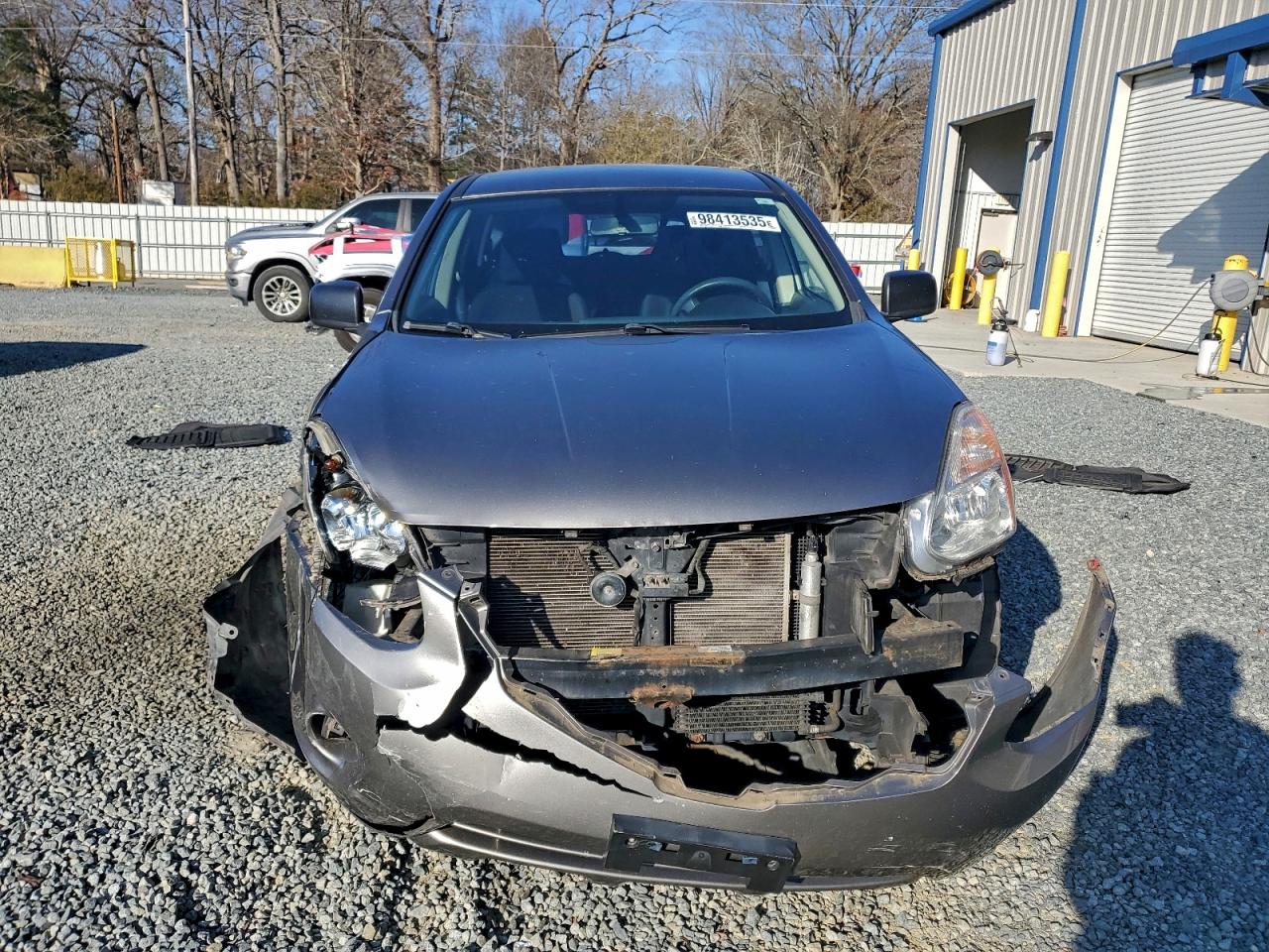 Nissan Rogue S Image 7