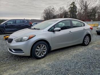  Salvage Kia Forte
