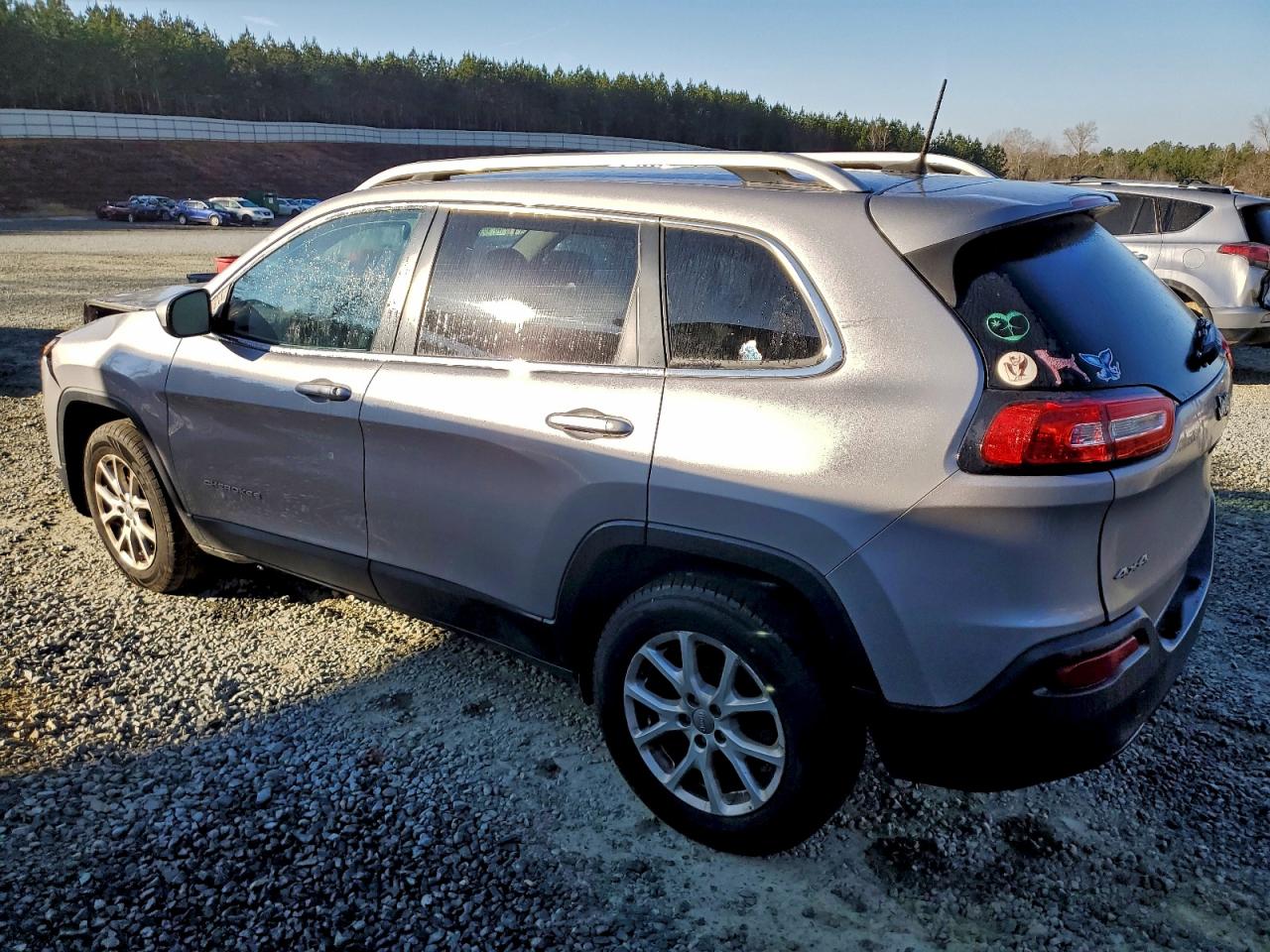 Jeep Grand Cherokee Latitude Image 11