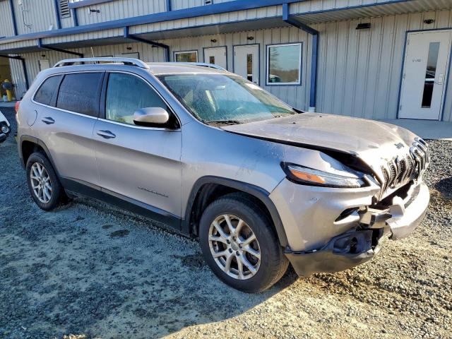 Jeep Grand Cherokee Latitude Image 2