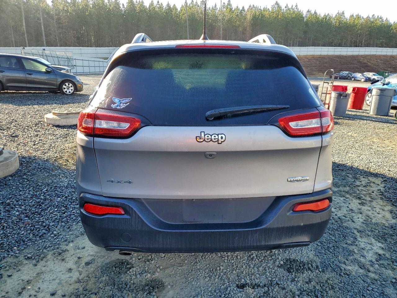 Jeep Grand Cherokee Latitude Image 12