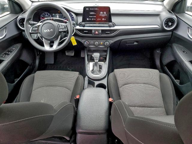 Kia Forte Lx Image 9