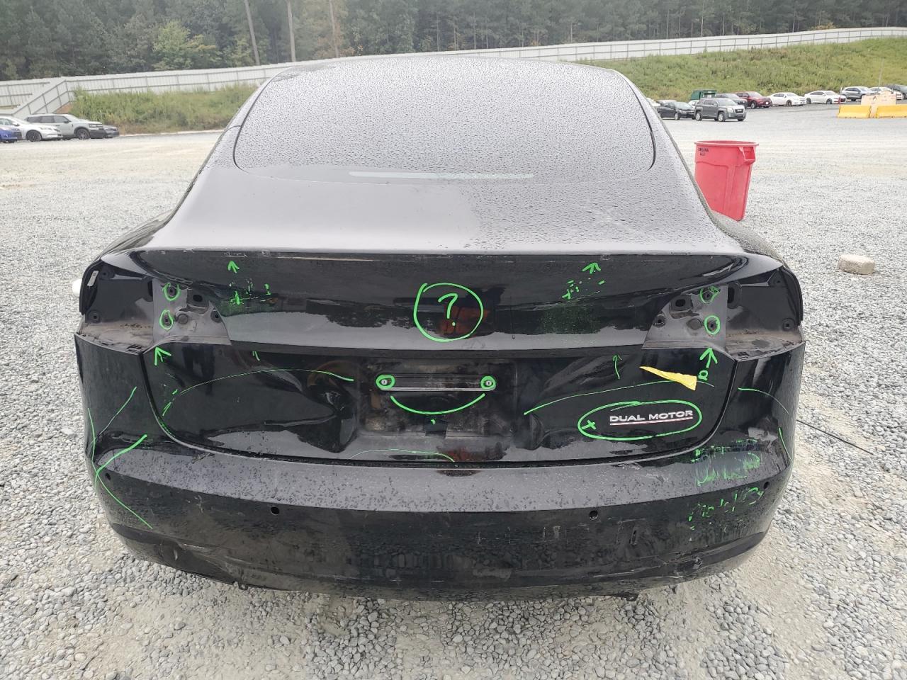 Tesla Model 3 Image 4