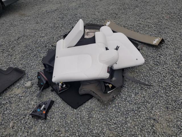 Tesla Model 3 Image 12