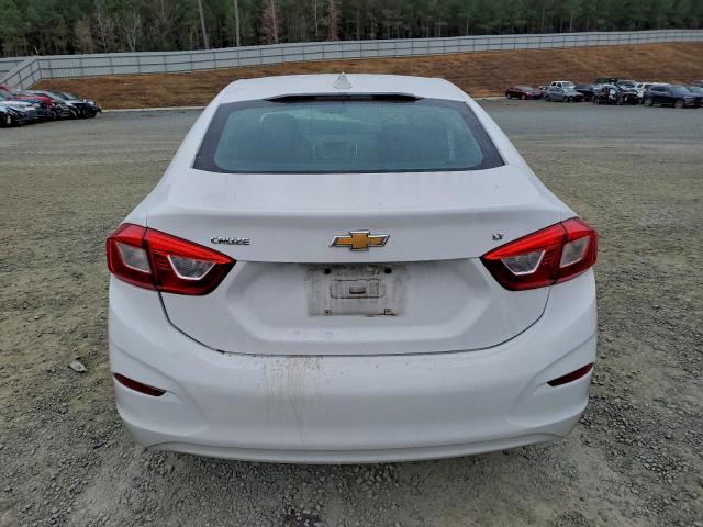 Chevrolet Cruze Lt Image 12