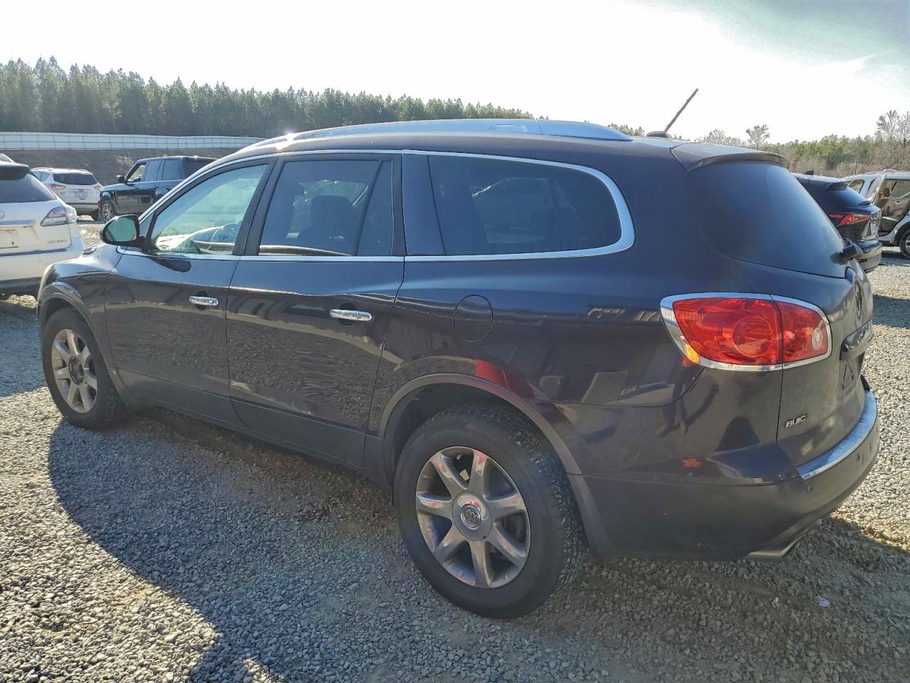 Buick Enclave Cxl Image 3