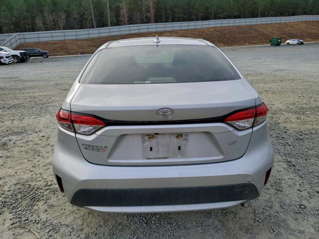 Toyota Corolla Le Image 12