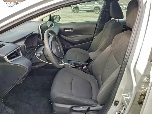 Toyota Corolla Le Image 6