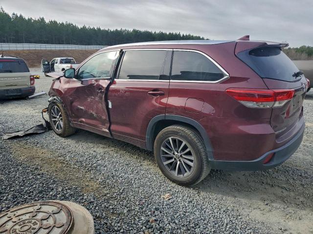 Toyota Highlander Se Image 3