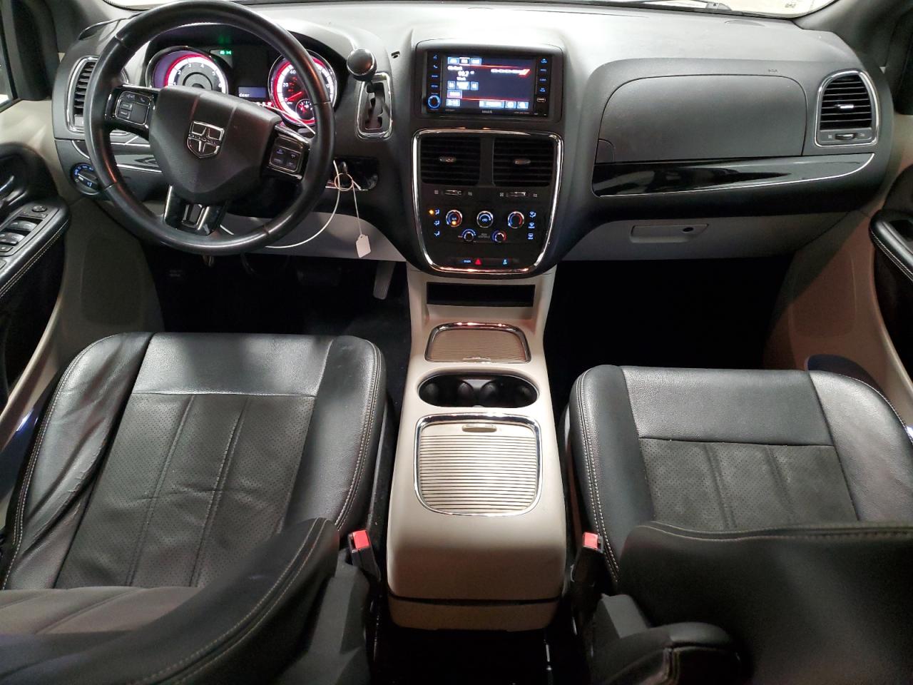 Dodge Caravan Sxt Image 8