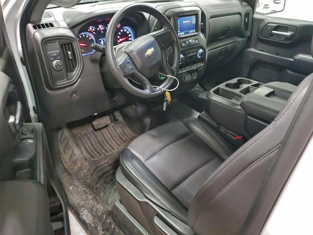 Chevrolet Silverado C1500 Image 3