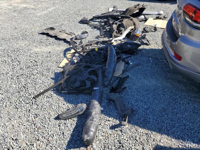 Jeep Grand Cherokee Overland Image 13