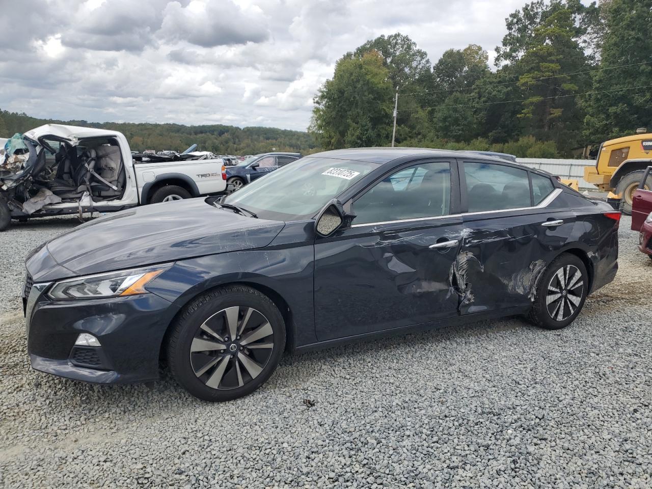 Nissan Altima Sv Image 1