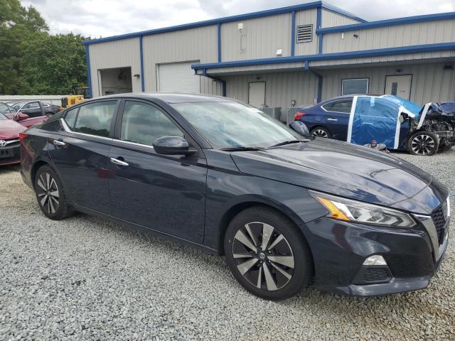 Nissan Altima Sv Image 3