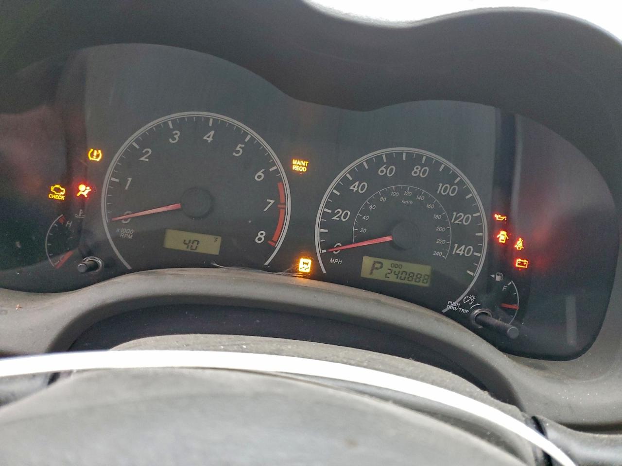 Toyota Corolla Base Image 3