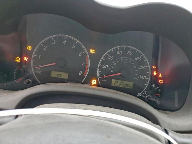 Toyota Corolla Base Image 3