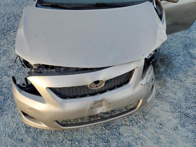 Toyota Corolla Base Image 12