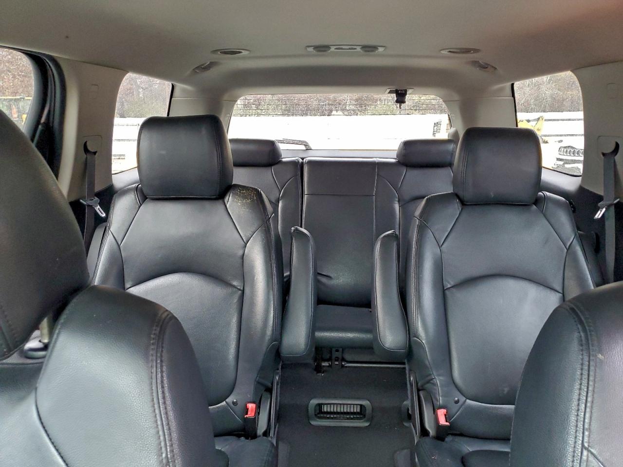 GMC Acadia Sle Image 6