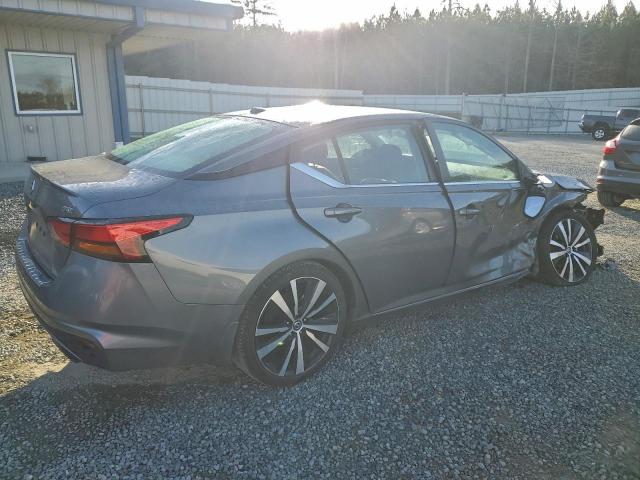 Nissan Altima Sr Image 4