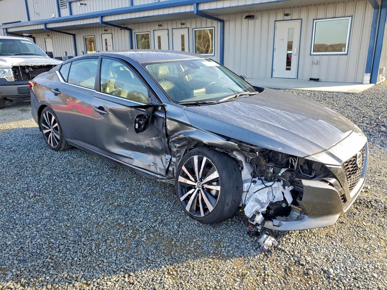 Nissan Altima Sr Image 5