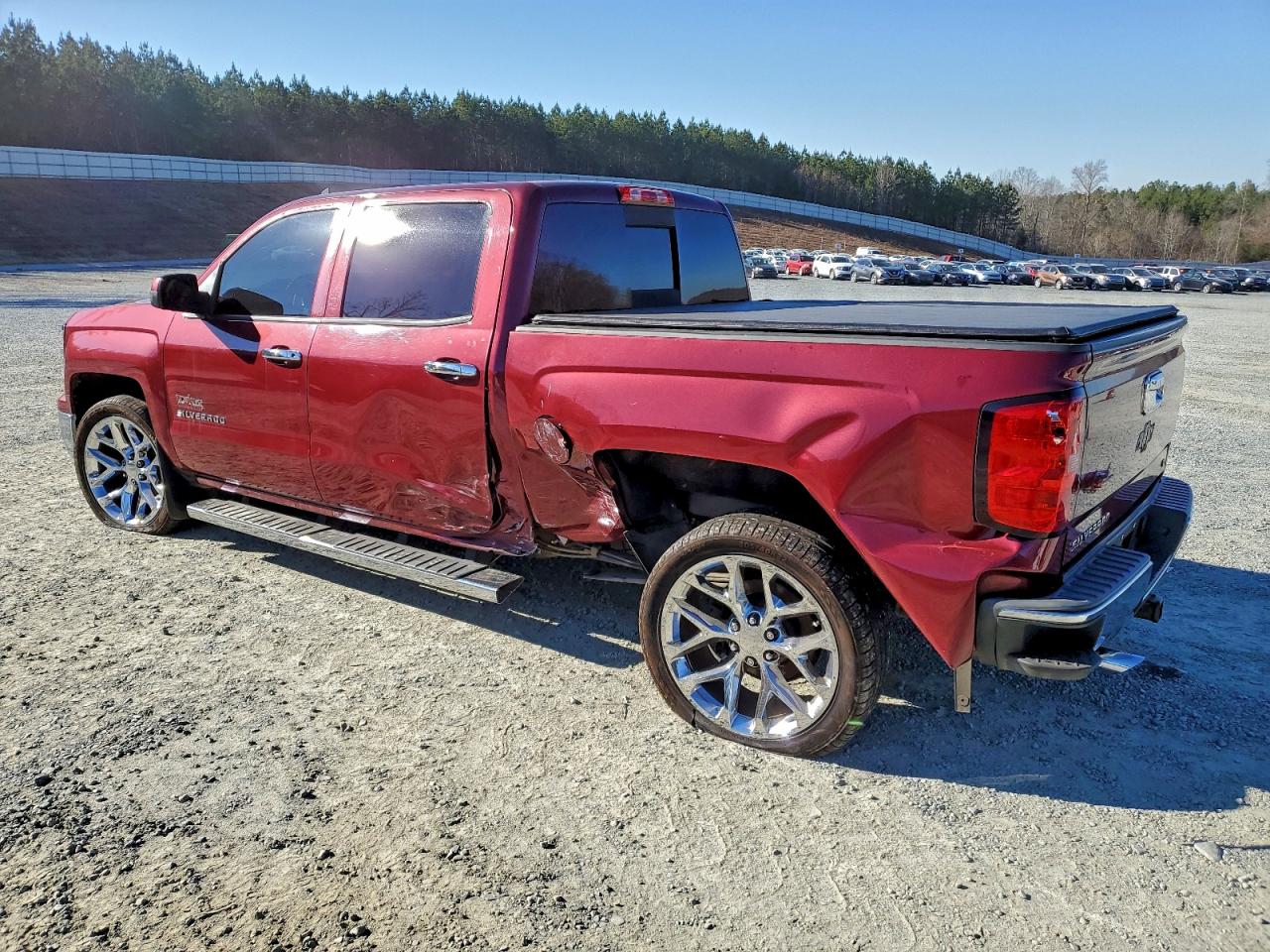 Chevrolet Silverado C1500 Lt Image 2