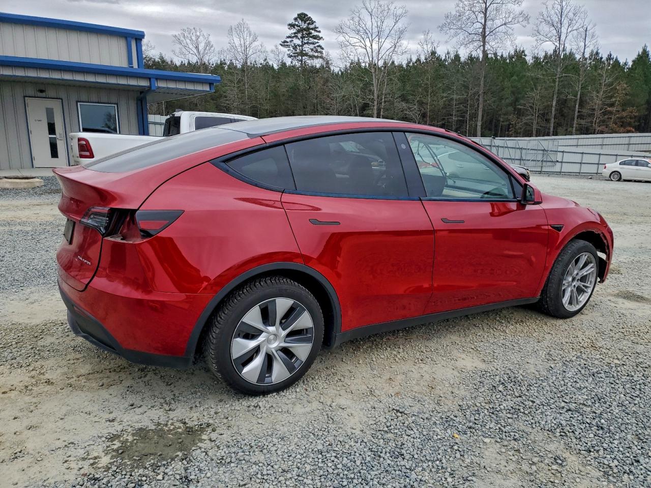 Tesla Model Y Image 3