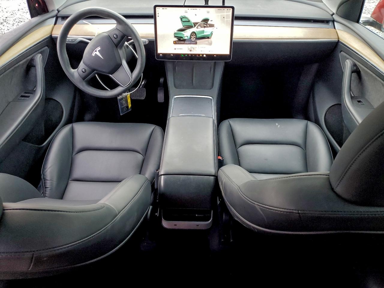 Tesla Model Y Image 7
