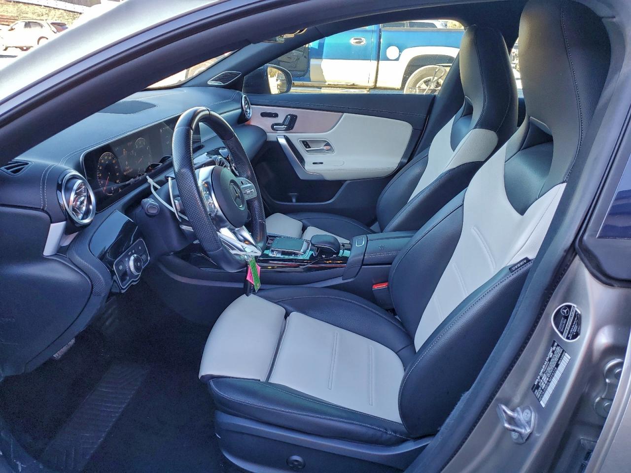 Mercedes-Benz Cla-class Amg 35 4matic Image 9