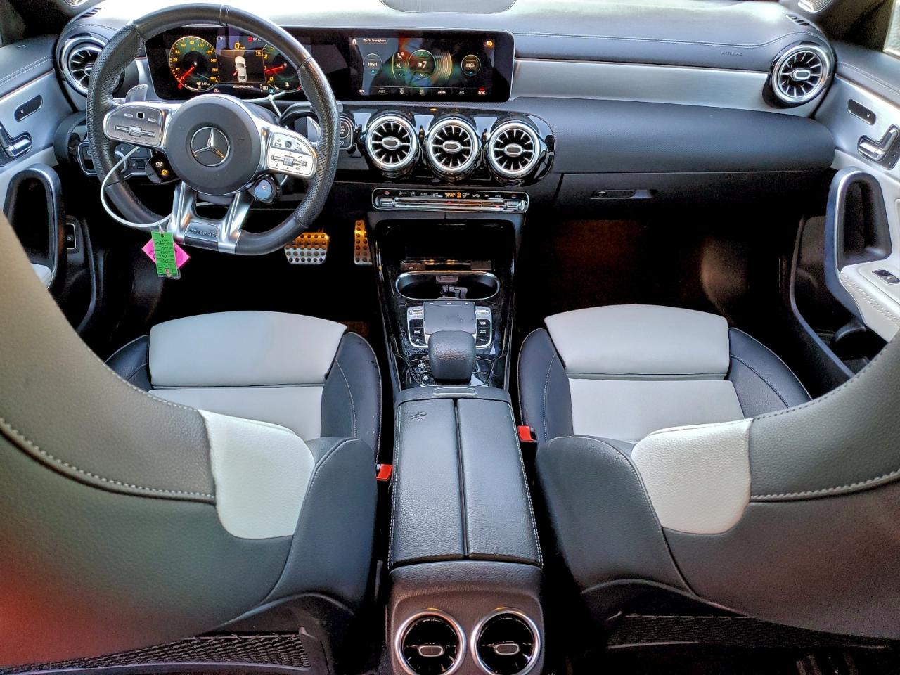 Mercedes-Benz Cla-class Amg 35 4matic Image 7