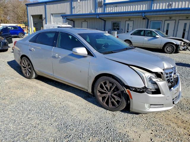 Cadillac XTS Luxury Collection Image 3