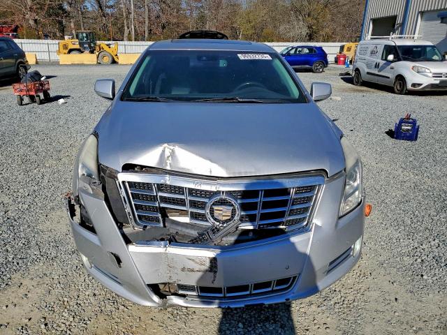 Cadillac XTS Luxury Collection Image 2