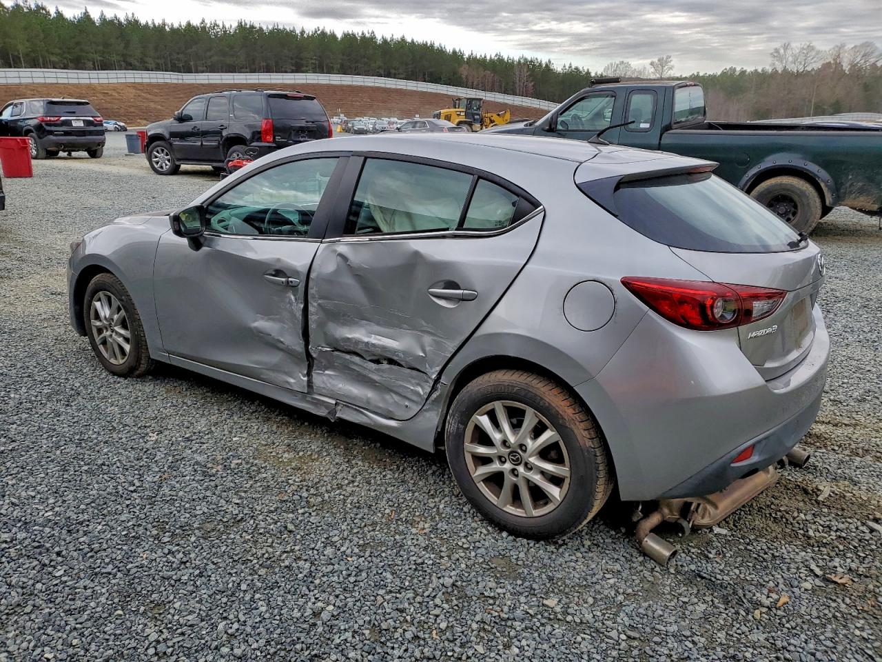 Mazda 3 Touring Image 2