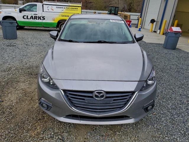 Mazda 3 Touring Image 11