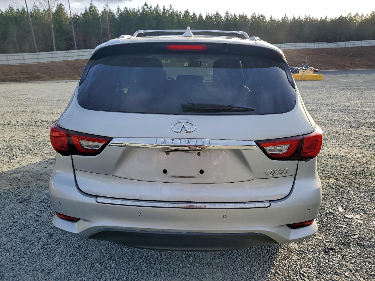INFINITI Qx Image 8