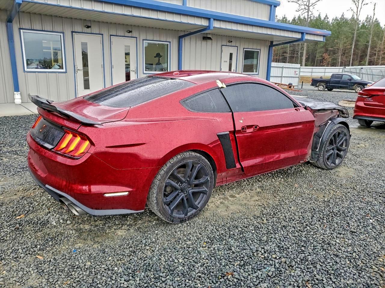 Ford Mustang Gt Image 3
