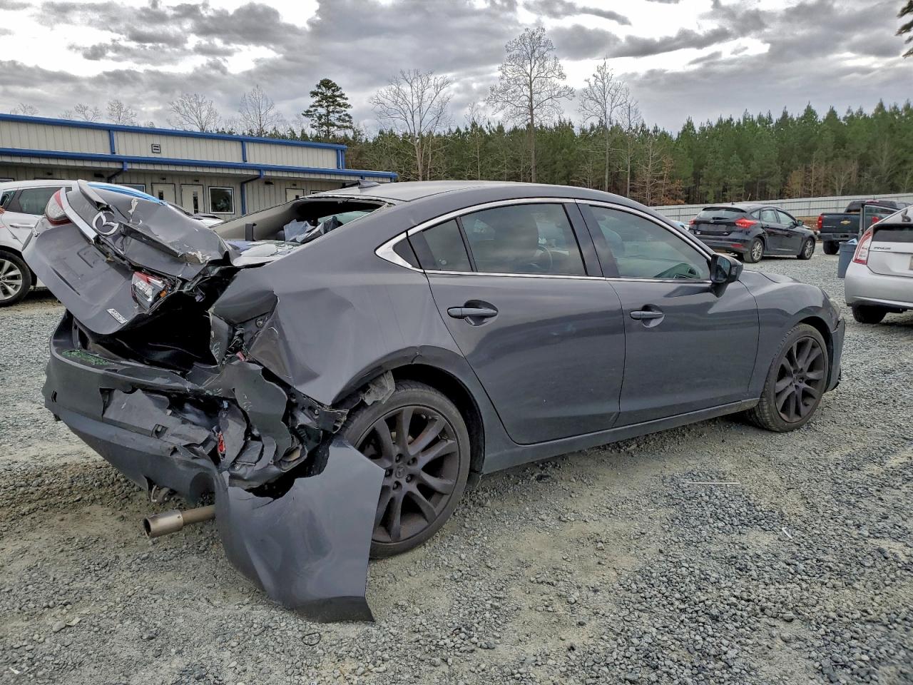 Mazda 6 Grand Touring Image 2