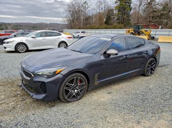  Salvage Kia Stinger