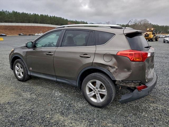 Toyota RAV4 Xle Image 3