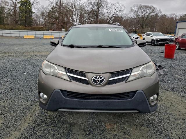 Toyota RAV4 Xle Image 12