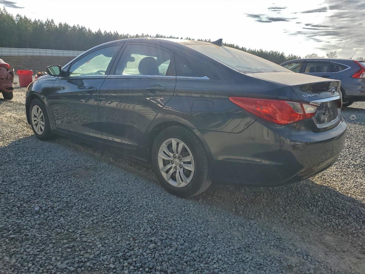 Hyundai SONATA Gls Image 2