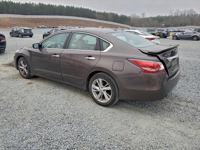 Nissan Altima 2.5 Image 7