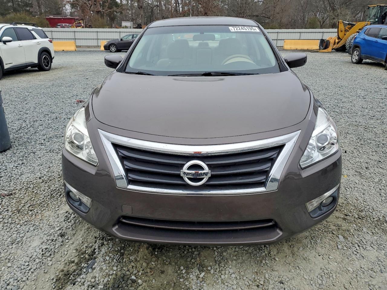 Nissan Altima 2.5 Image 3