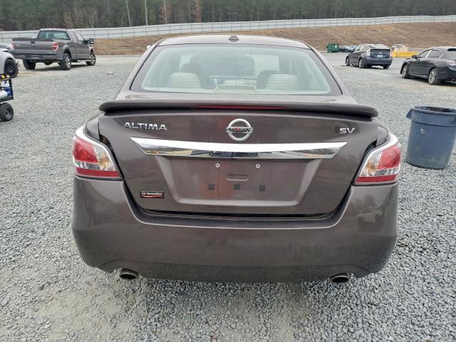 Nissan Altima 2.5 Image 5