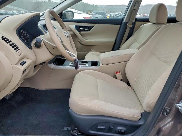 Nissan Altima 2.5 Image 8