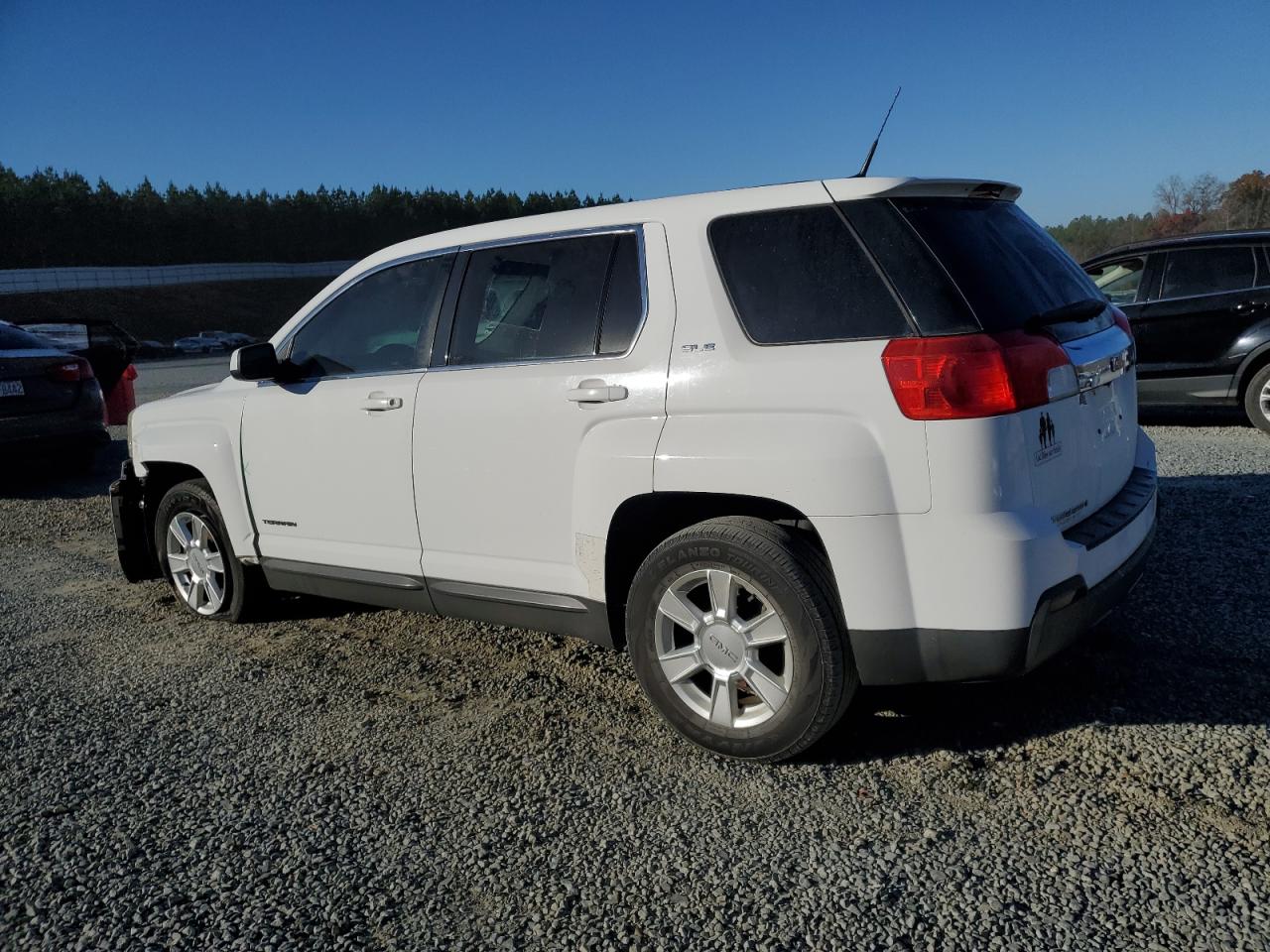 GMC Terrain Sle Image 2